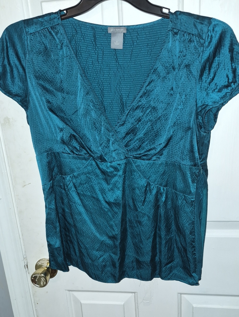 Ann Taylor Teal V-Neck Short Sleeve Blouse - Deep Teal Size 10